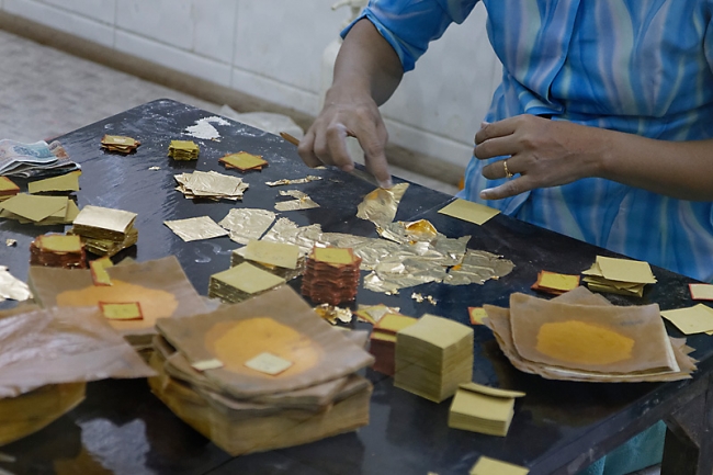 Mandalay-batteurs d'or-010